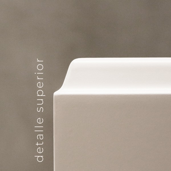 Rodapie lacado blanco Pecho Paloma. Elige Altura y Grosor 2