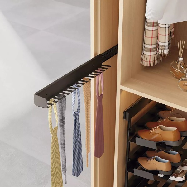 Corbatero/cinturonero con tirador - linea chic