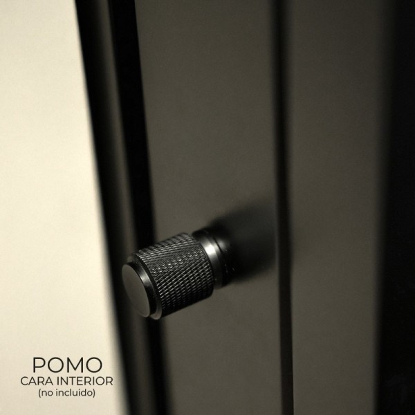 Puerta industrial abatible suelo a techo de madera lacada y cristal  Modelo Vogue