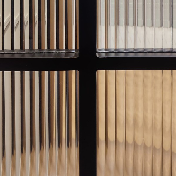 Puerta Interior con Cristal Lacada Inca